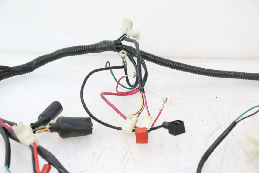 photo de CABLEADO TNT MOTOR ROMA 12' 2T 50 (2007 - 2018) - Detalles de los puntos de fijación