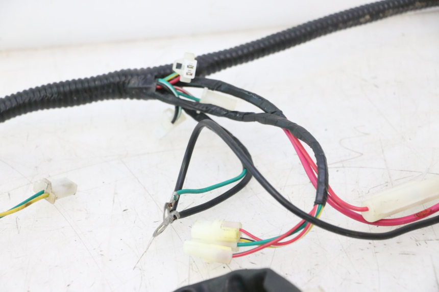 photo de CABLEADO TNT MOTOR ROMA 12' 2T 50 (2007 - 2018) - Detalles de los puntos de fijación