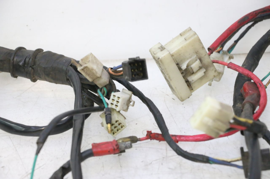 photo de CABLEADO DAELIM S2 125 (2006 - 2007) - Detalles de los puntos de fijación