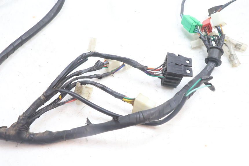 photo de CABLEADO JM MOTORS SANTANA EVO 50 (2024 - 2026) - Primer plano técnico