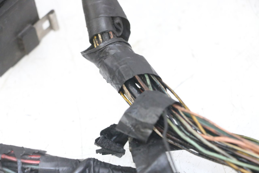 photo de CABLEADO PEUGEOT SATELIS COMPRESSOR K15 125 (2006 - 2009) - Otra perspectiva