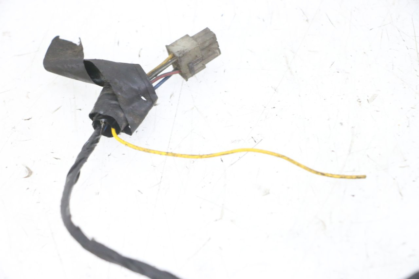 photo de CABLEADO PEUGEOT SATELIS COMPRESSOR K15 125 (2006 - 2009) - Estado de la superficie y material