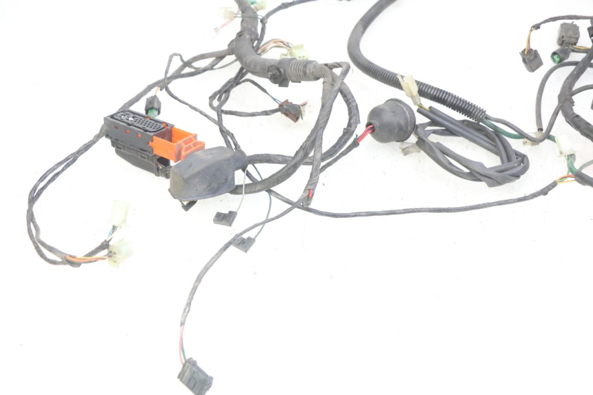 photo de CABLEADO PEUGEOT SATELIS 125 (2010 - 2012) - Estado de la superficie y material