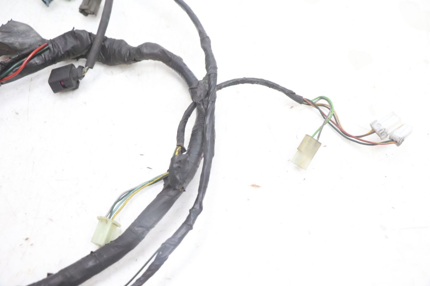 photo de CABLEADO PEUGEOT SATELIS 125 (2006 - 2009) - Primer plano técnico