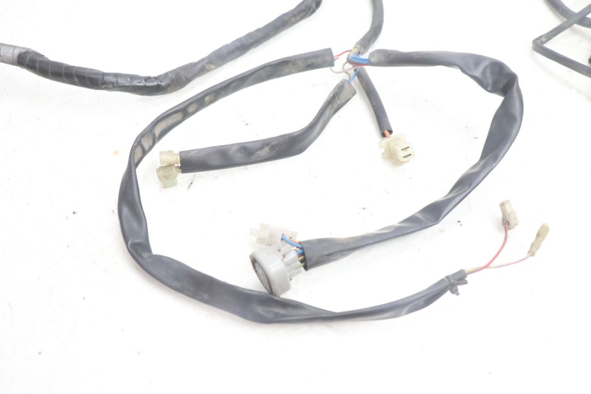 photo de CABLEADO APRILIA SCARABEO GT 125 (1999 - 2007) - Primer plano técnico