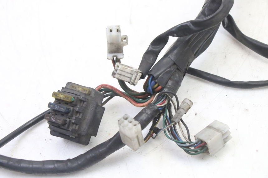 photo de CABLEADO APRILIA SCARABEO GT TOURING 125 (1999 - 2005) - Primer plano técnico