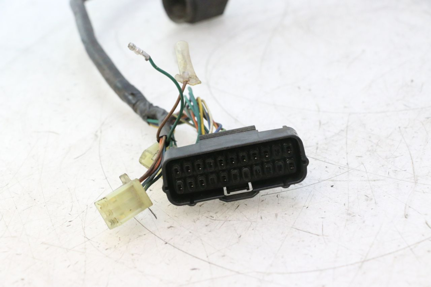 photo de CABLEADO HONDA SH 125 (2001 - 2003) - Detalles de los puntos de fijación