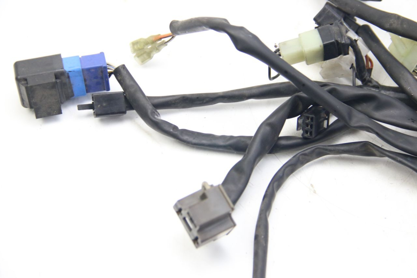 photo de CABLEADO SUZUKI SIXTEEN 125 (2008 - 2010) - Otra perspectiva