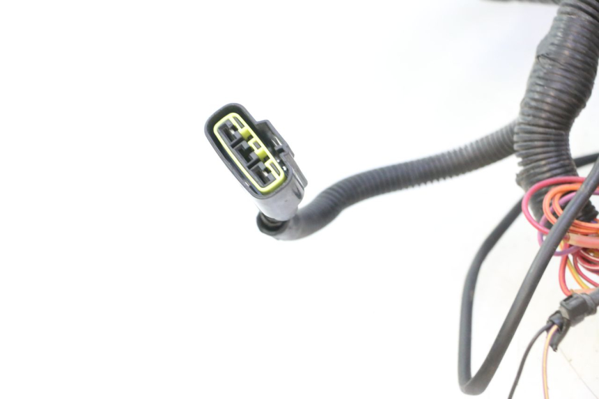 photo de CABLEADO CAN-AM SPYDER RS 1000 (2008 - 2012) - Primer plano de alta resolución