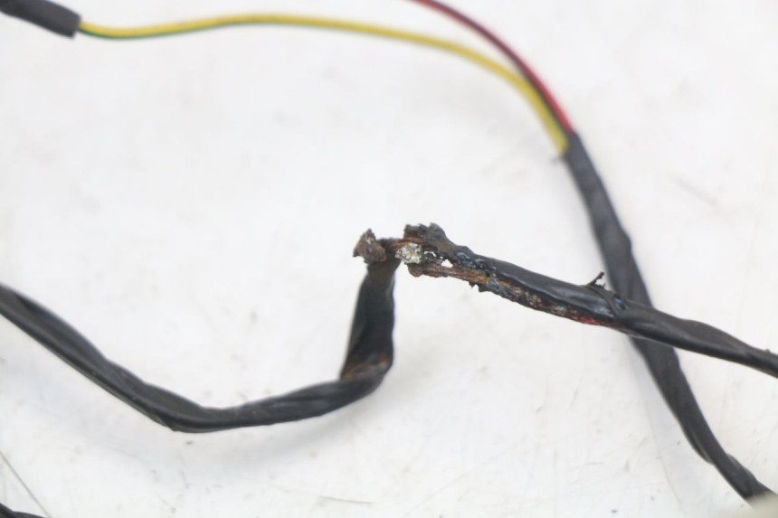 photo de CABLEADO APRILIA SR MOTARD 50 (2012 - 2018) - Detalles de los puntos de fijación