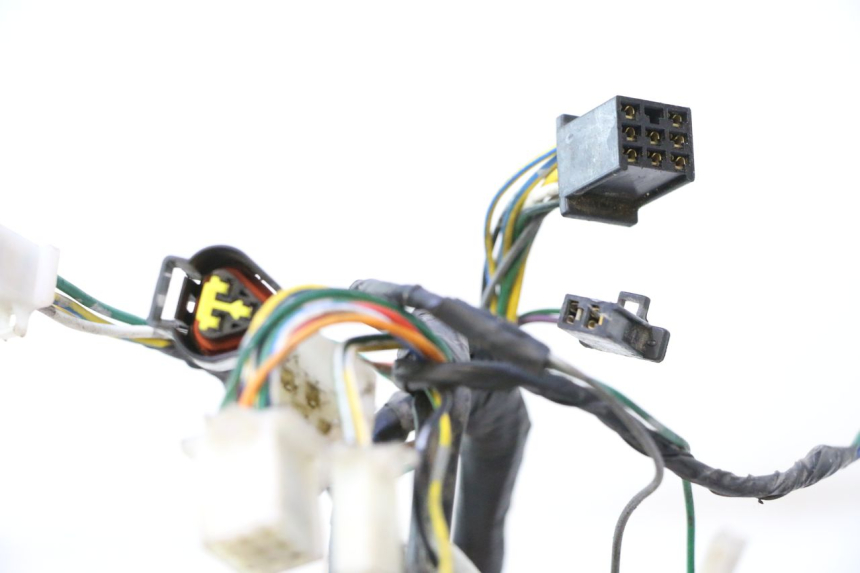 photo de CABLEADO PEUGEOT STREETZONE NAKED 2T 50 (2014 - 2018) - Detalles de los puntos de fijación