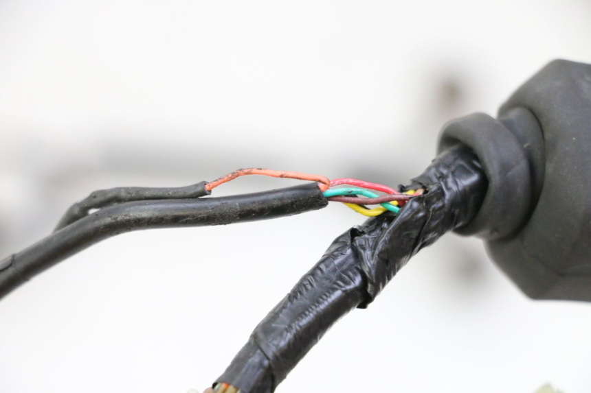 photo de CABLEADO SUZUKI SV S 650 (2003 - 2009) - Otra perspectiva