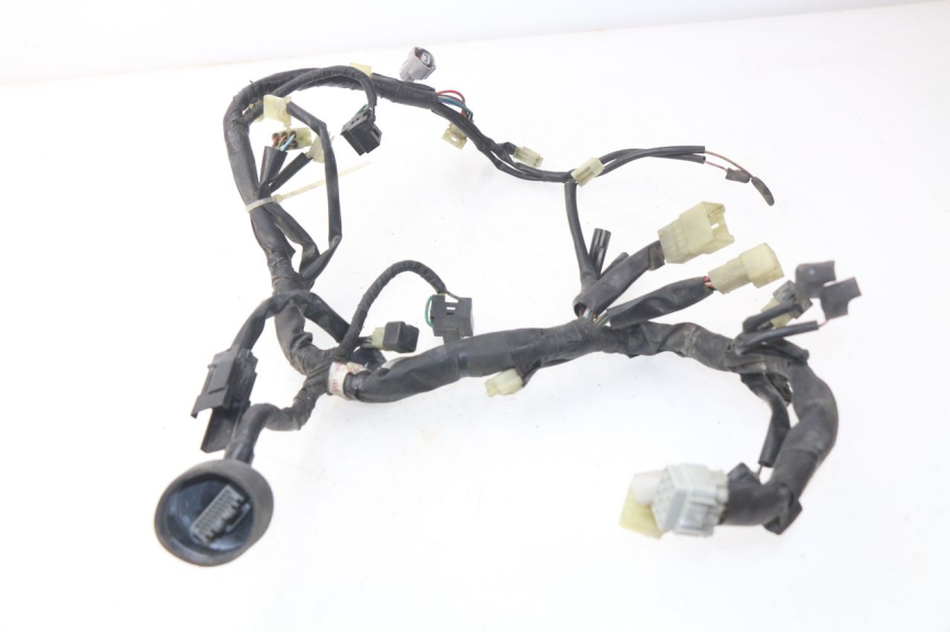 photo de CARENADO FRONTAL CABLEADO YAMAHA FJR ABS 1300 (2006 - 2012) - Primer plano técnico