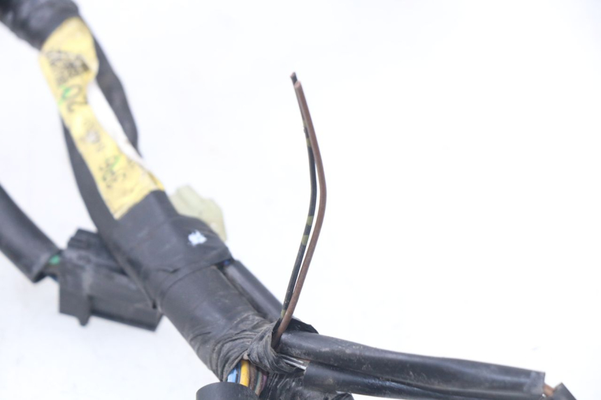 photo de CARENADO FRONTAL CABLEADO YAMAHA FJR ABS 1300 (2006 - 2012) - Zoom estado de uso