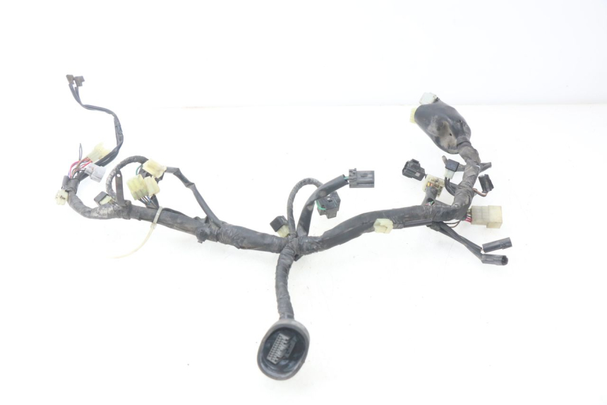photo de CARENADO FRONTAL CABLEADO YAMAHA FJR ABS 1300 (2006 - 2012) - Primer plano técnico