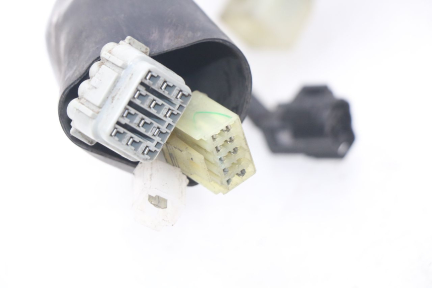 photo de CARENADO FRONTAL CABLEADO YAMAHA FJR ABS 1300 (2006 - 2012) - Estado de la superficie y material