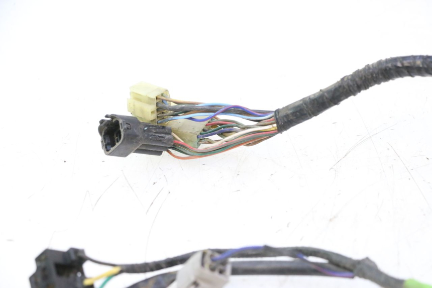 photo de CARENADO FRONTAL CABLEADO YAMAHA FJR 1300 (2001 - 2005) - Estado de la superficie y material