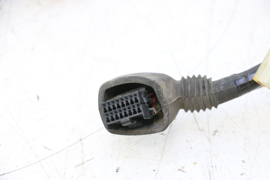 photo de CARENADO FRONTAL CABLEADO YAMAHA FJR 1300 (2001 - 2005) - Marcados y referencias originales