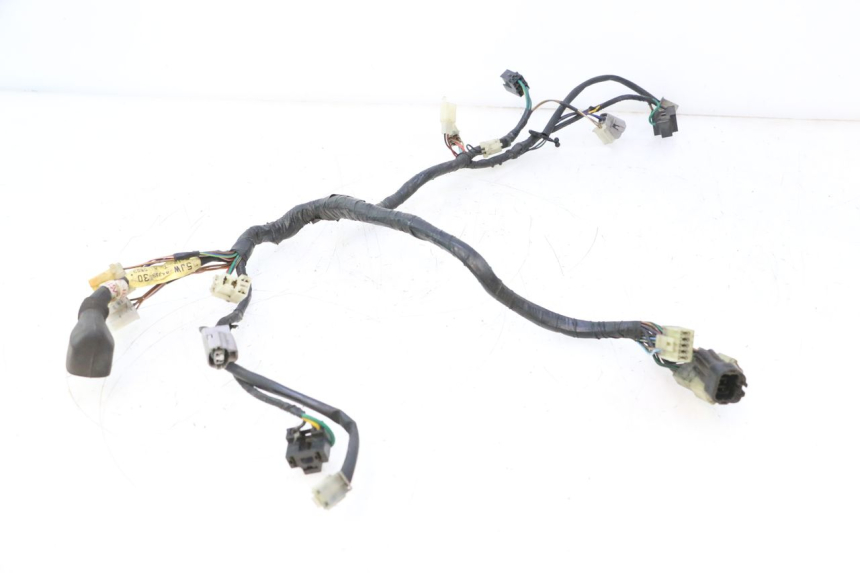 photo de CARENADO FRONTAL CABLEADO YAMAHA FJR 1300 (2001 - 2005) - Primer plano técnico