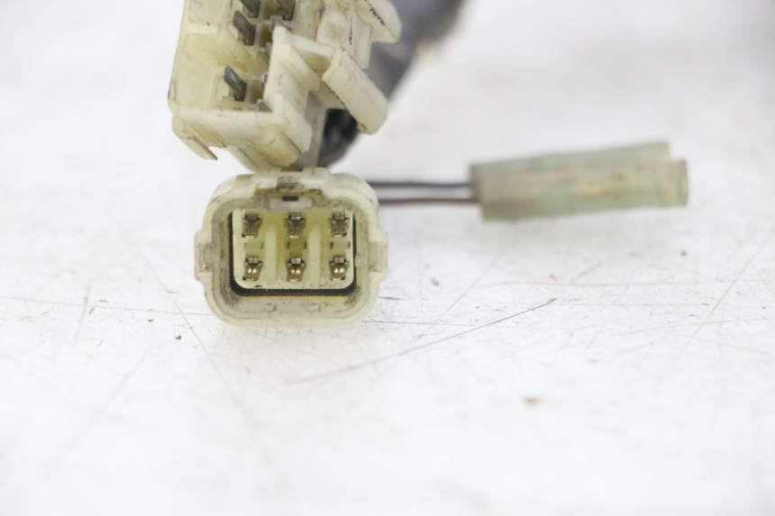 photo de CARENADO FRONTAL CABLEADO YAMAHA FZS FAZER 600 (2001 - 2003) - Vista general del producto