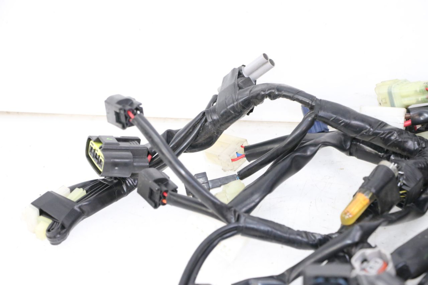 photo de CABLEADO YAMAHA TRACER 7 700 (2020 - 2024) - Marcados y referencias originales