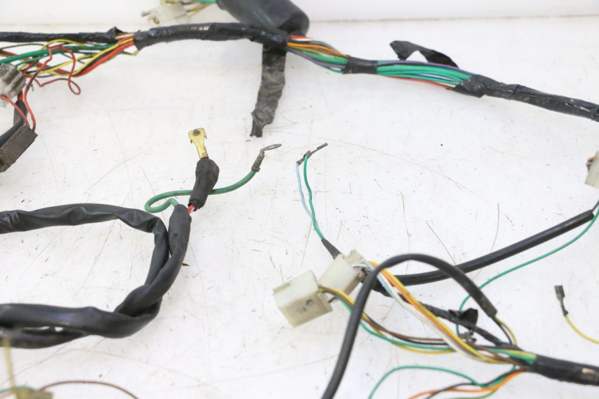 photo de CABLEADO PEUGEOT TREKKER 50 (1995 - 2004) - Enfoque en la estructura