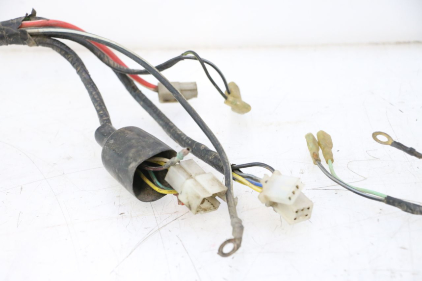 photo de CABLEADO PEUGEOT V-CLIC VCLIC 50 (2007 - 2013) - Detalles de los puntos de fijación