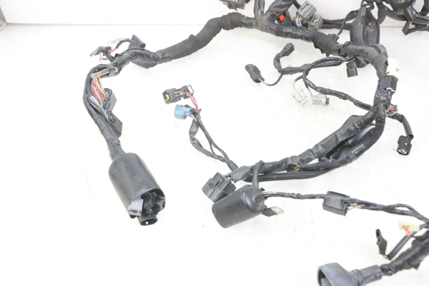 photo de CABLEADO KAWASAKI VERSYS ABS 650 (2015 - 2018) - Primer plano técnico