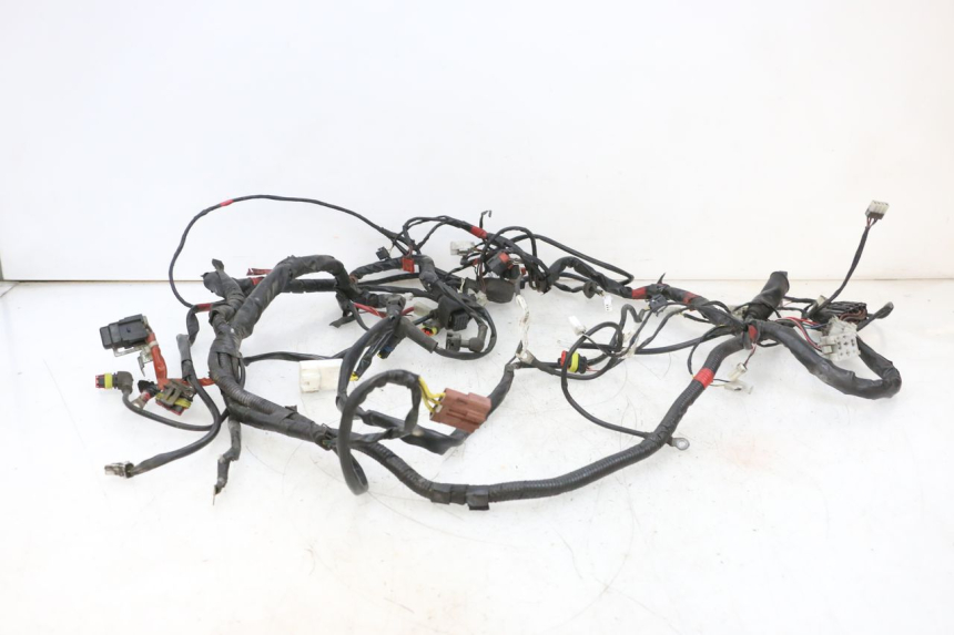 photo de CABLEADO PIAGGIO VESPA GTS SUPER IE 125 (2009 - 2016) - Marcados y referencias originales