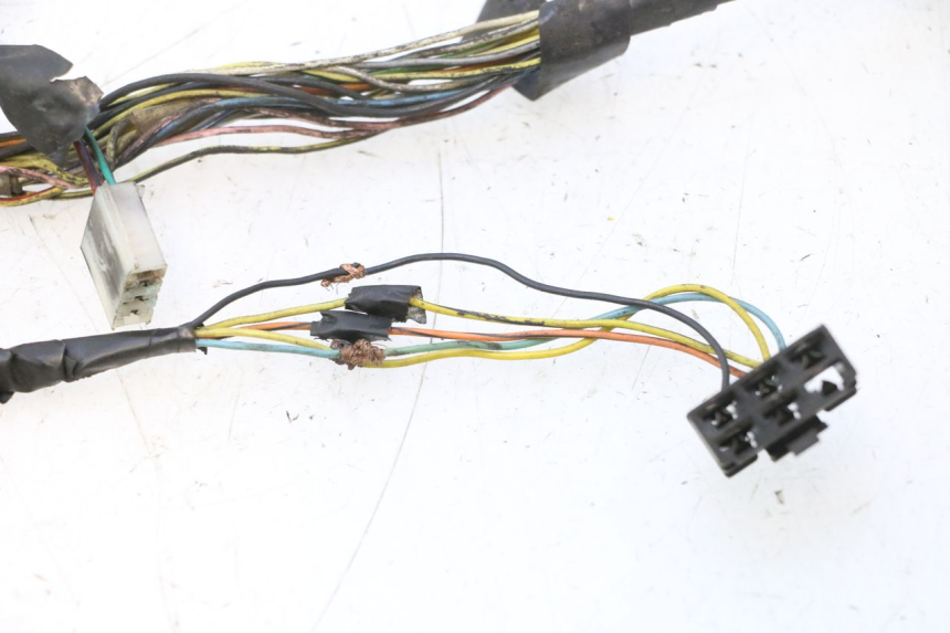 photo de CABLEADO PIAGGIO VESPA LX 2T 50 (2005 - 2013) - Primer plano técnico