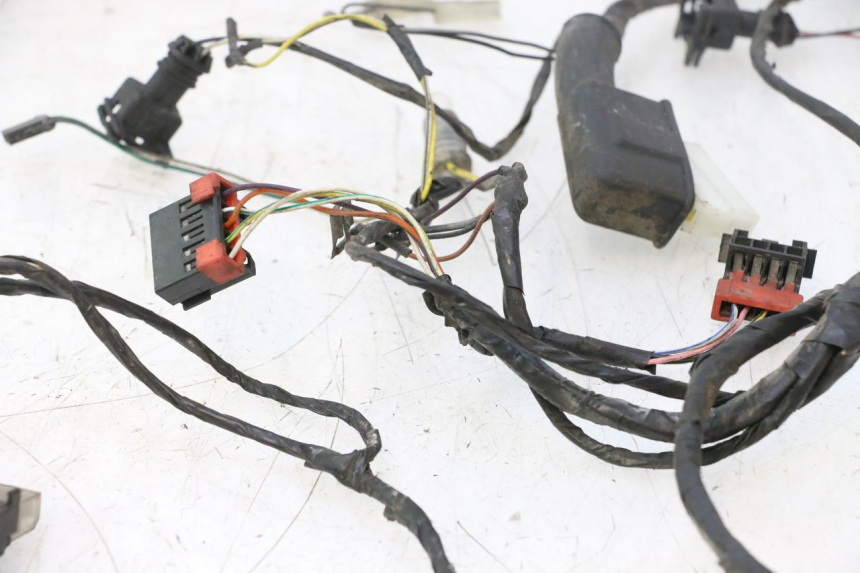 photo de CABLEADO PIAGGIO VESPA S 2T 50 (2007 - 2014) - Primer plano técnico