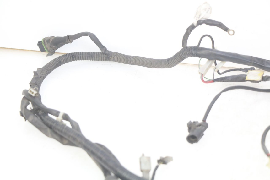 photo de CABLEADO PIAGGIO VESPA SPRINT 2T 50 (2014 - 2018) - Detalles de los puntos de fijación