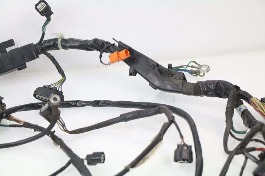 photo de CABLEADO HONDA VFR F 1200 (2010 - 2015) - Detalles de los puntos de fijación