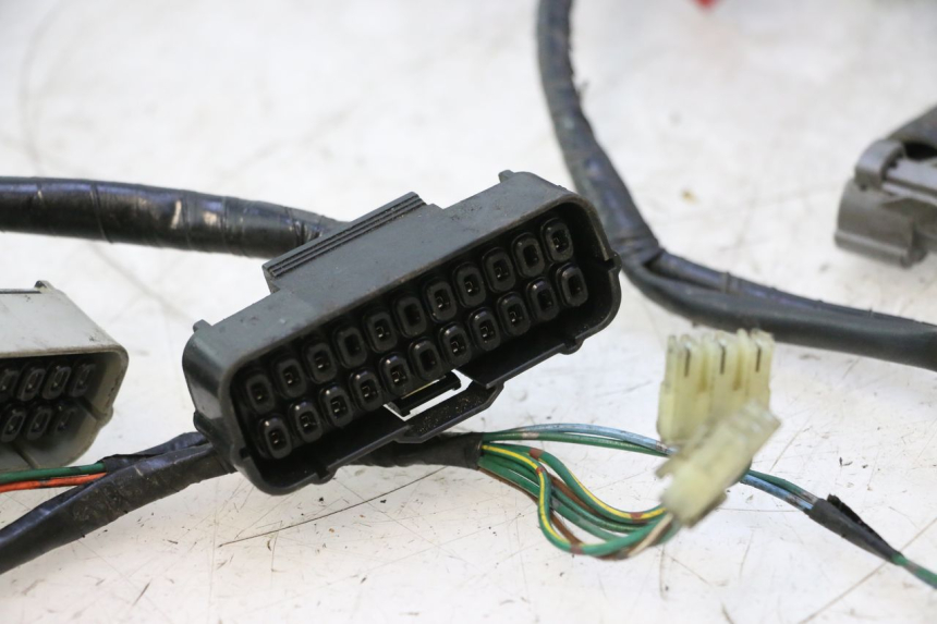 photo de CABLEADO HONDA VFR FI RC46 800 (1998 - 2001) - Enfoque en la estructura