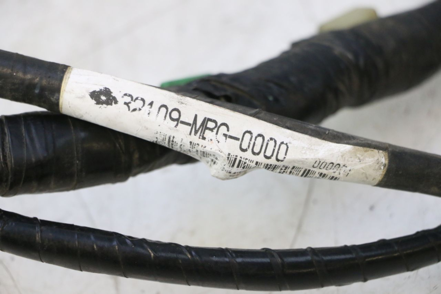 photo de CABLEADO HONDA VFR FI RC46 800 (1998 - 2001) - Primer plano técnico