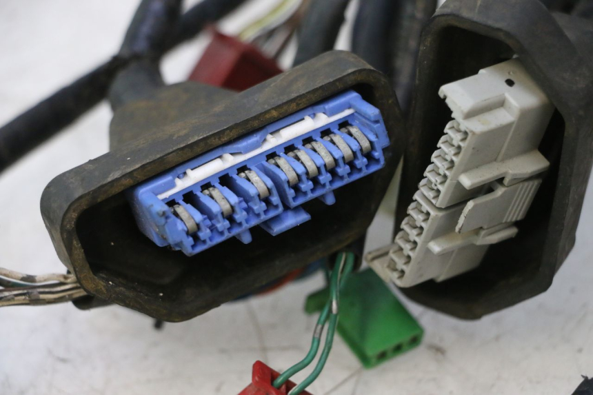 photo de CABLEADO HONDA VFR FI RC46 800 (1998 - 2001) - Recambio usado revisado