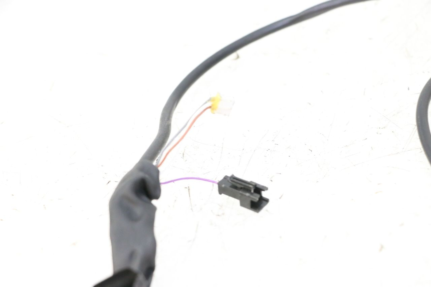 photo de CABLEADO DUALTRON VICTOR LIMITED 1 - Zoom estado de uso