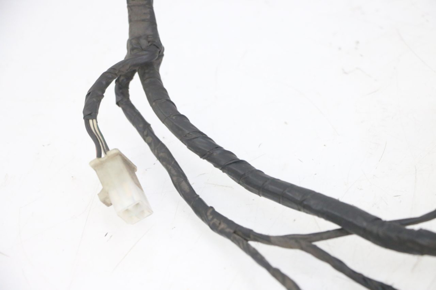 photo de CABLEADO PEUGEOT VIVACITY NEW 2T 50 (2008 - 2017) - Enfoque en la estructura