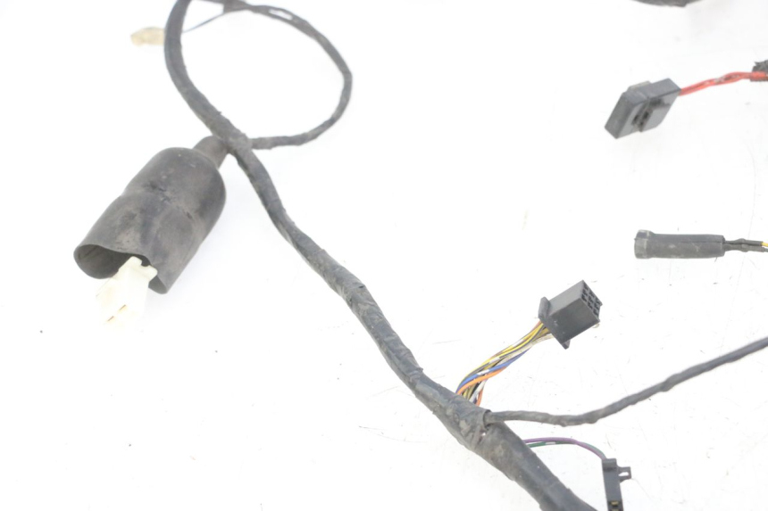 photo de CABLEADO PEUGEOT VIVACITY NEW 4T 50 (2008 - 2017) - Primer plano de alta resolución