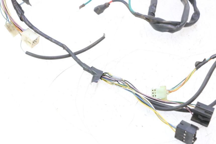photo de CABLEADO PEUGEOT VIVACITY 50 (1998 - 2003) - Estado de la superficie y material