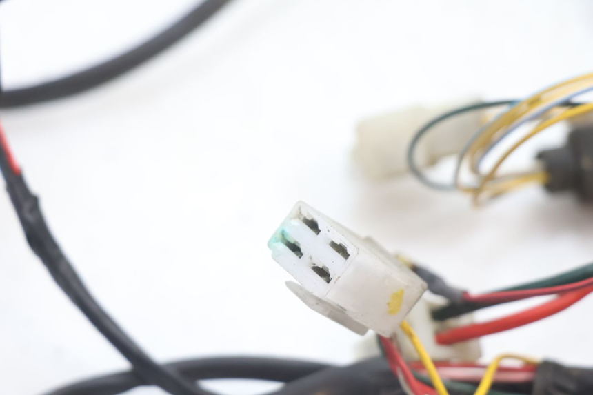 photo de CABLEADO PEUGEOT VIVACITY 50 (2004 - 2009) - Detalles de los puntos de fijación
