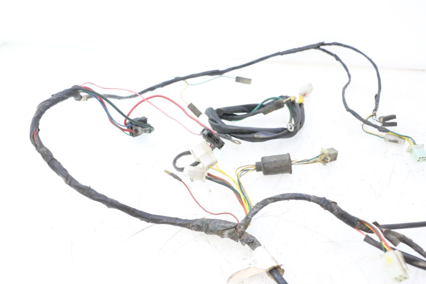 photo de CABLEADO PEUGEOT VIVACITY 50 (2004 - 2009) - Detalles de los puntos de fijación
