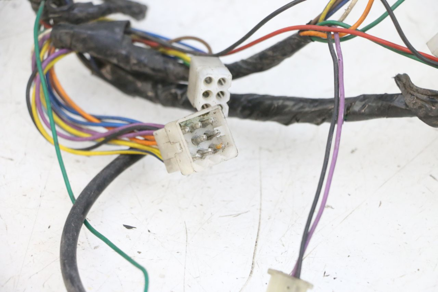 photo de CABLEADO PEUGEOT VIVACITY 100 (1999 - 2008) - Detalles de los puntos de fijación