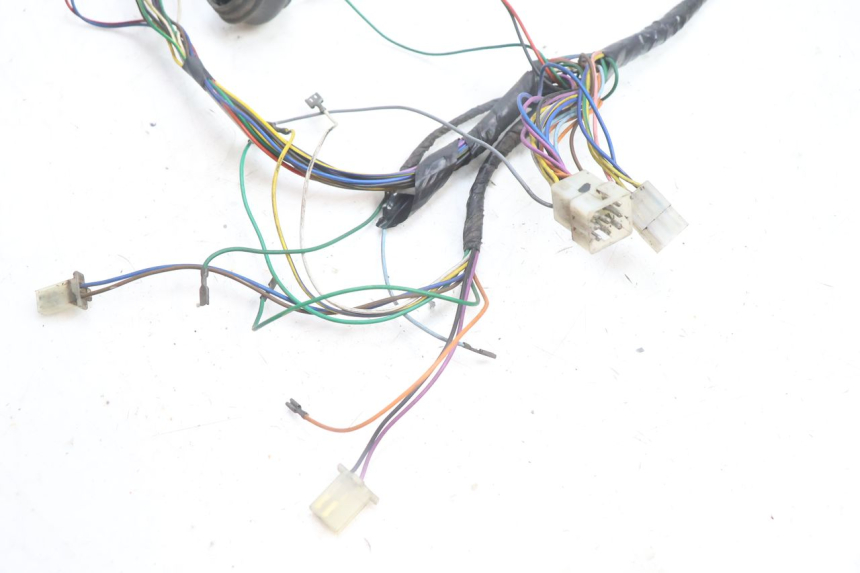 photo de CABLEADO PEUGEOT VIVACITY 100 (1999 - 2008) - Detalles de los puntos de fijación