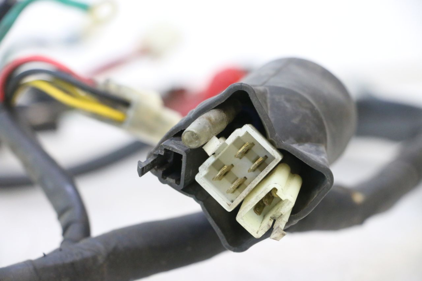 photo de CABLEADO DAELIM VJ ROADWIN 125 (2004 - 2007) - Primer plano técnico