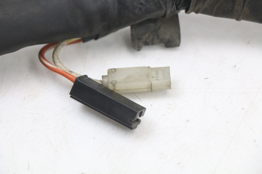 photo de CABLEADO SUZUKI VL INTRUDER 125 (2004 - 2007) - Primer plano técnico