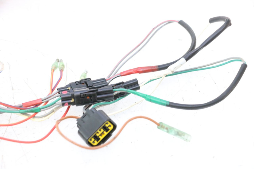 photo de CABLEADO YAMAHA WAVE RUNNER GP R 1200 (2000 - 2003) - Zoom sobre los componentes