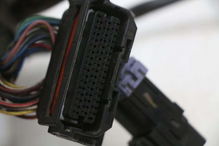 photo de CABLEADO YAMAHA XMAX X-MAX ABS 125 (2017 - 2020) - Foto de producto adicional