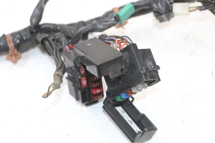 photo de CABLEADO YAMAHA XMAX X-MAX ABS 125 (2017 - 2020) - Primer plano técnico