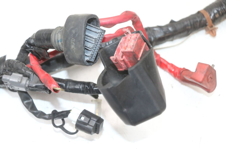 photo de CABLEADO YAMAHA XMAX X-MAX ABS 125 (2017 - 2020) - Estado de la superficie y material